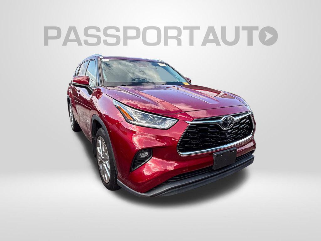 used 2020 Toyota Highlander car, priced at $34,839
