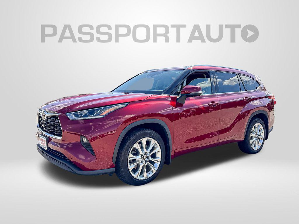 used 2020 Toyota Highlander car, priced at $30,936