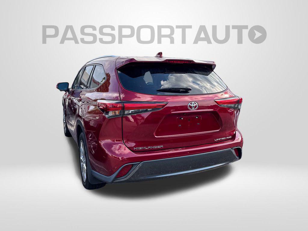 used 2020 Toyota Highlander car, priced at $34,839