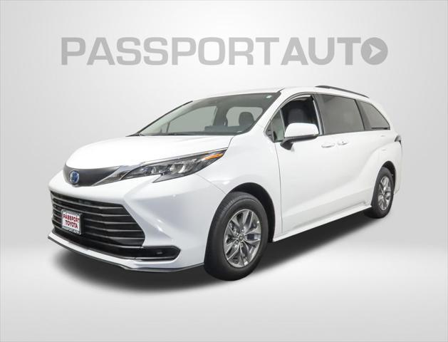 new 2025 Toyota Sienna car, priced at $41,120