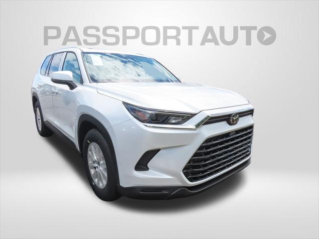 new 2025 Toyota Grand Highlander Hybrid car, priced at $50,633