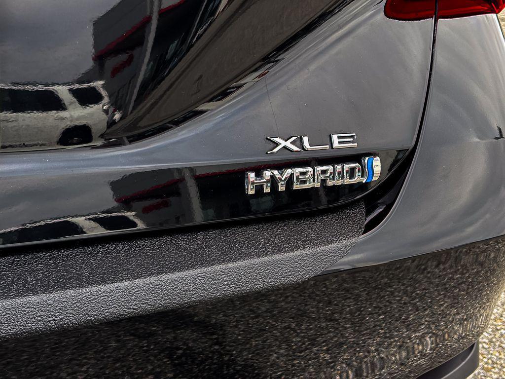 used 2020 Toyota Avalon Hybrid car, priced at $26,990