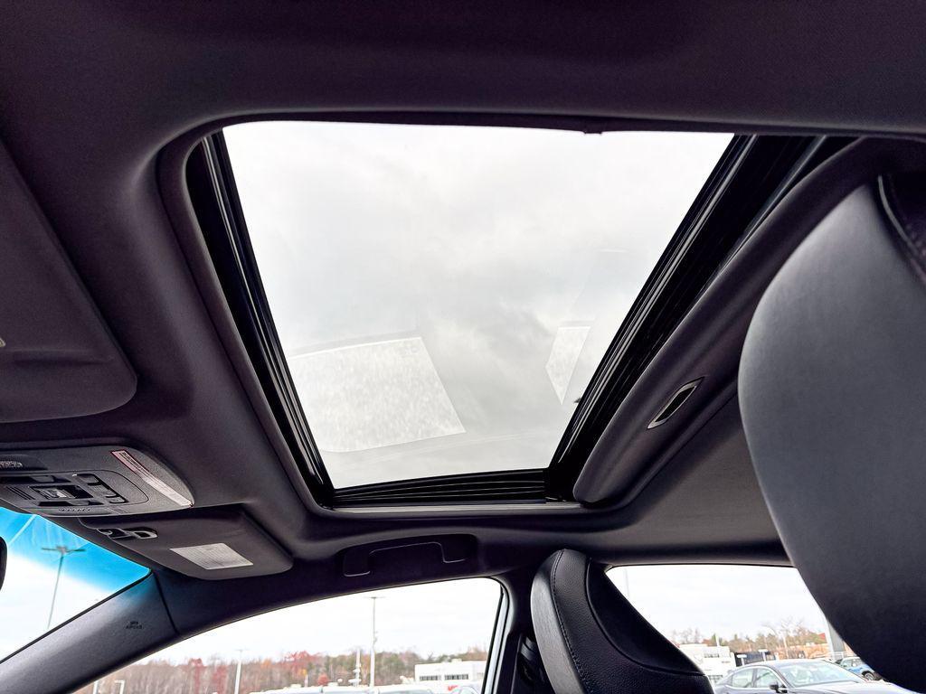 used 2020 Toyota Avalon Hybrid car, priced at $26,990