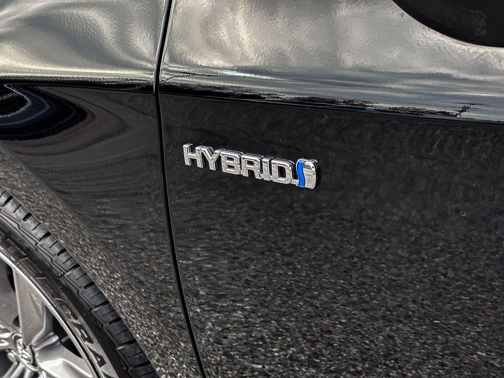 used 2020 Toyota Avalon Hybrid car, priced at $26,990