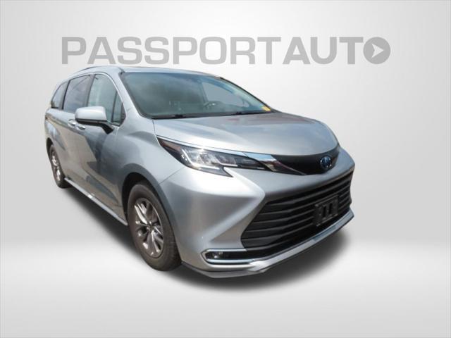 used 2023 Toyota Sienna car, priced at $39,369