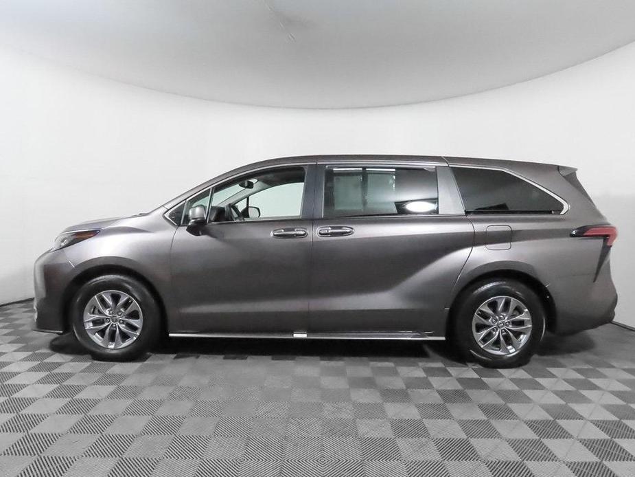 used 2022 Toyota Sienna car, priced at $39,233