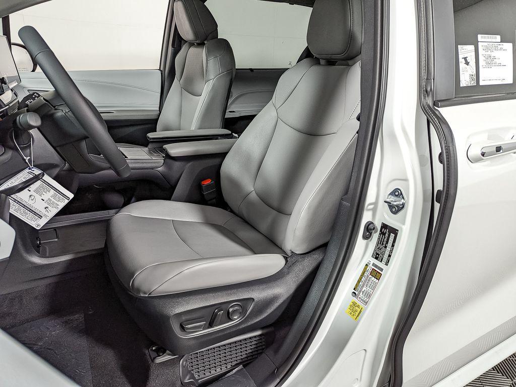 new 2025 Toyota Sienna car, priced at $50,480