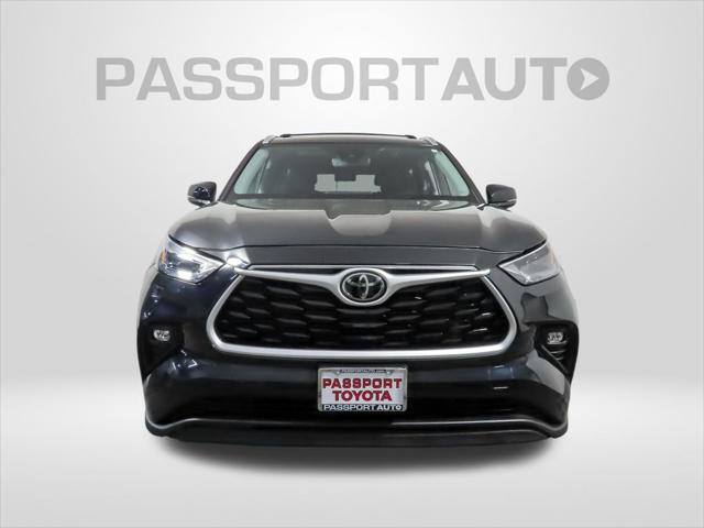 used 2022 Toyota Highlander car, priced at $31,703