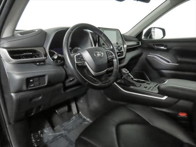 used 2022 Toyota Highlander car, priced at $31,703