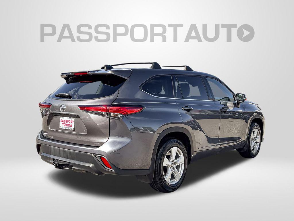 used 2022 Toyota Highlander car, priced at $27,232