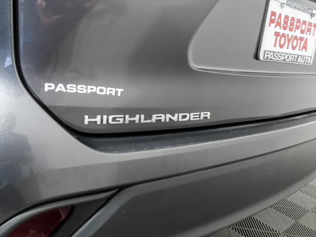 used 2023 Toyota Highlander car, priced at $34,071