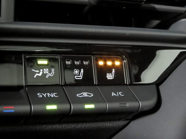new 2025 Toyota Crown Signia car, priced at $48,318