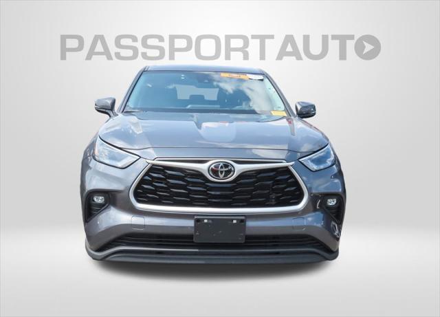 used 2023 Toyota Highlander car, priced at $34,476