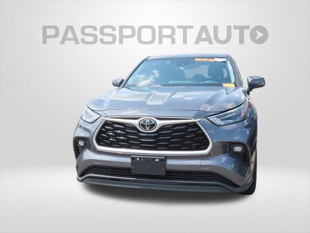 used 2023 Toyota Highlander car, priced at $34,476