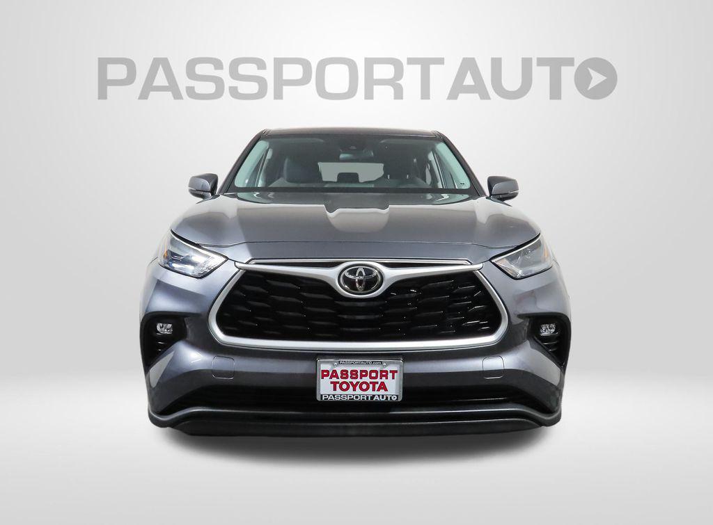 used 2023 Toyota Highlander car, priced at $32,668