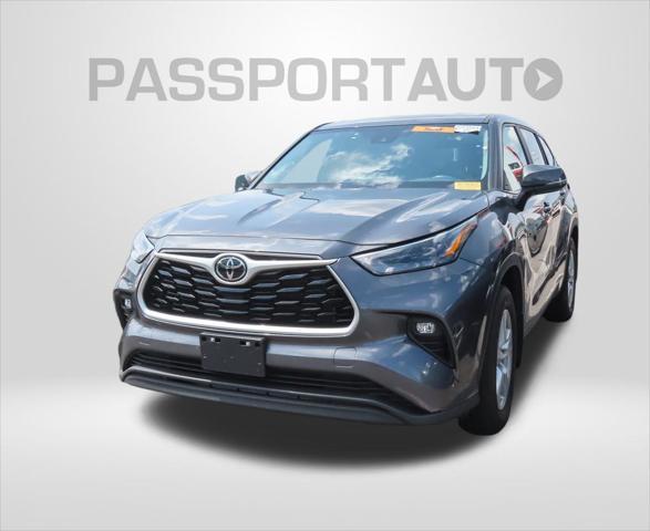 used 2023 Toyota Highlander car, priced at $34,476