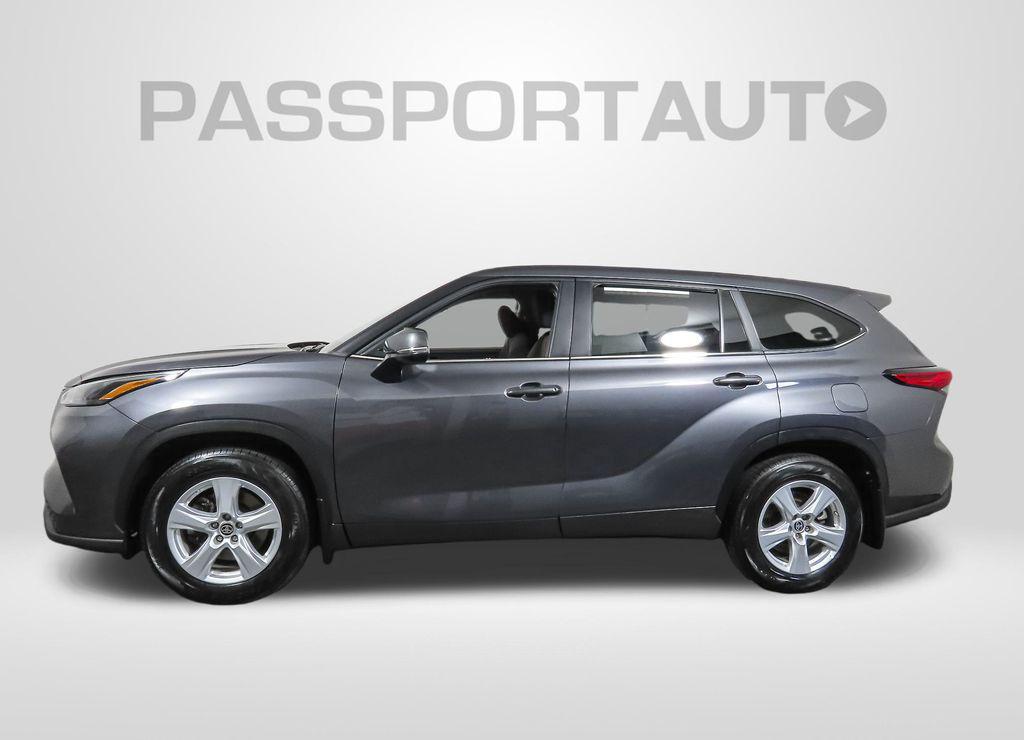 used 2023 Toyota Highlander car, priced at $32,668
