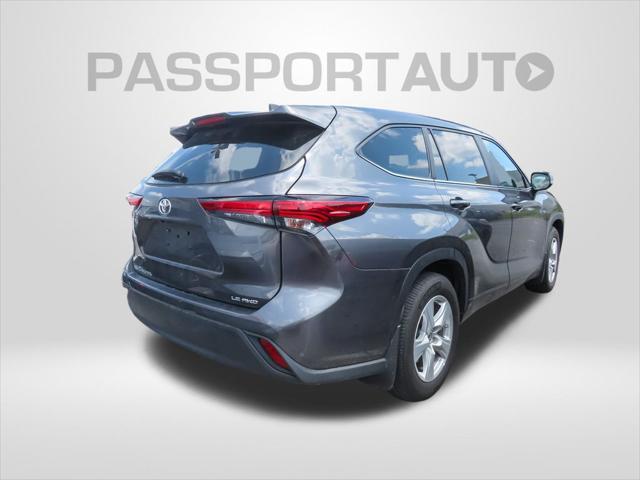 used 2023 Toyota Highlander car, priced at $34,476