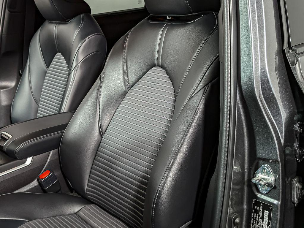 used 2022 Toyota Highlander car, priced at $35,516