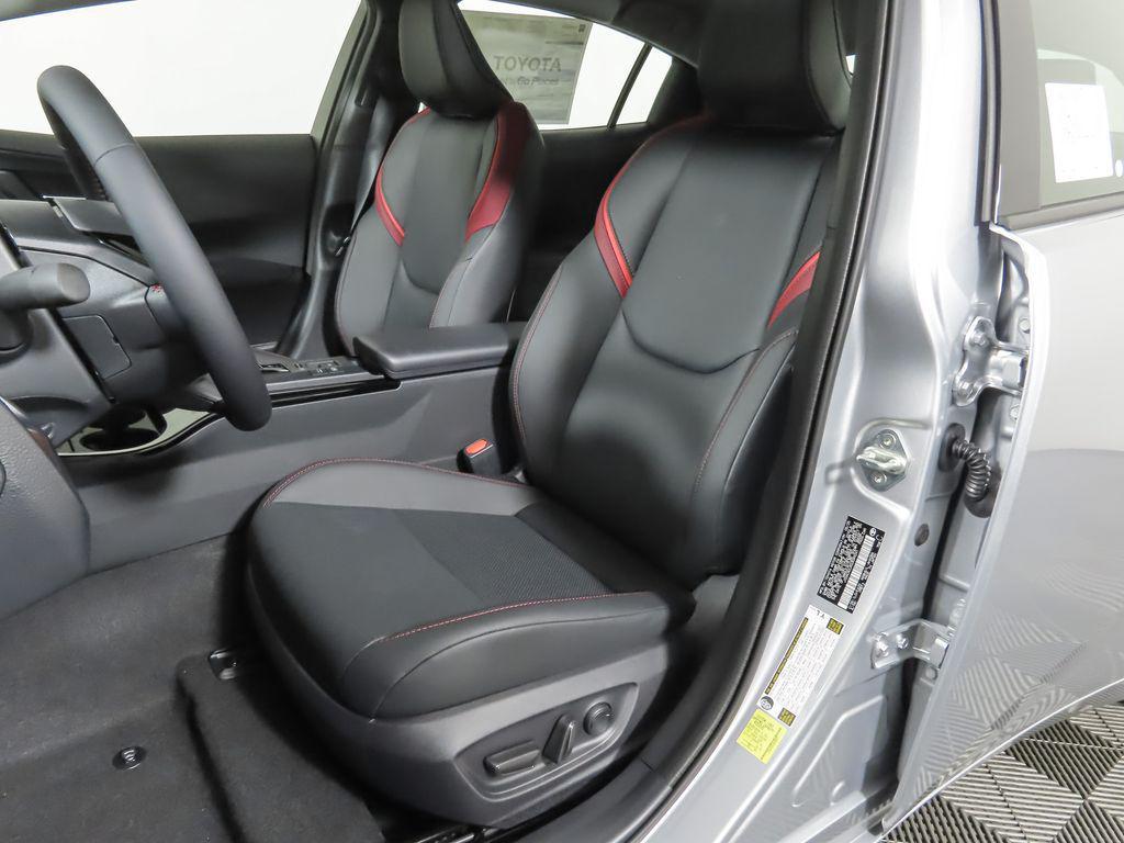 new 2025 Toyota Prius Plug-In Hybrid car, priced at $39,212