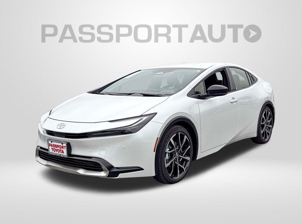new 2025 Toyota Prius Plug-In Hybrid car, priced at $38,320
