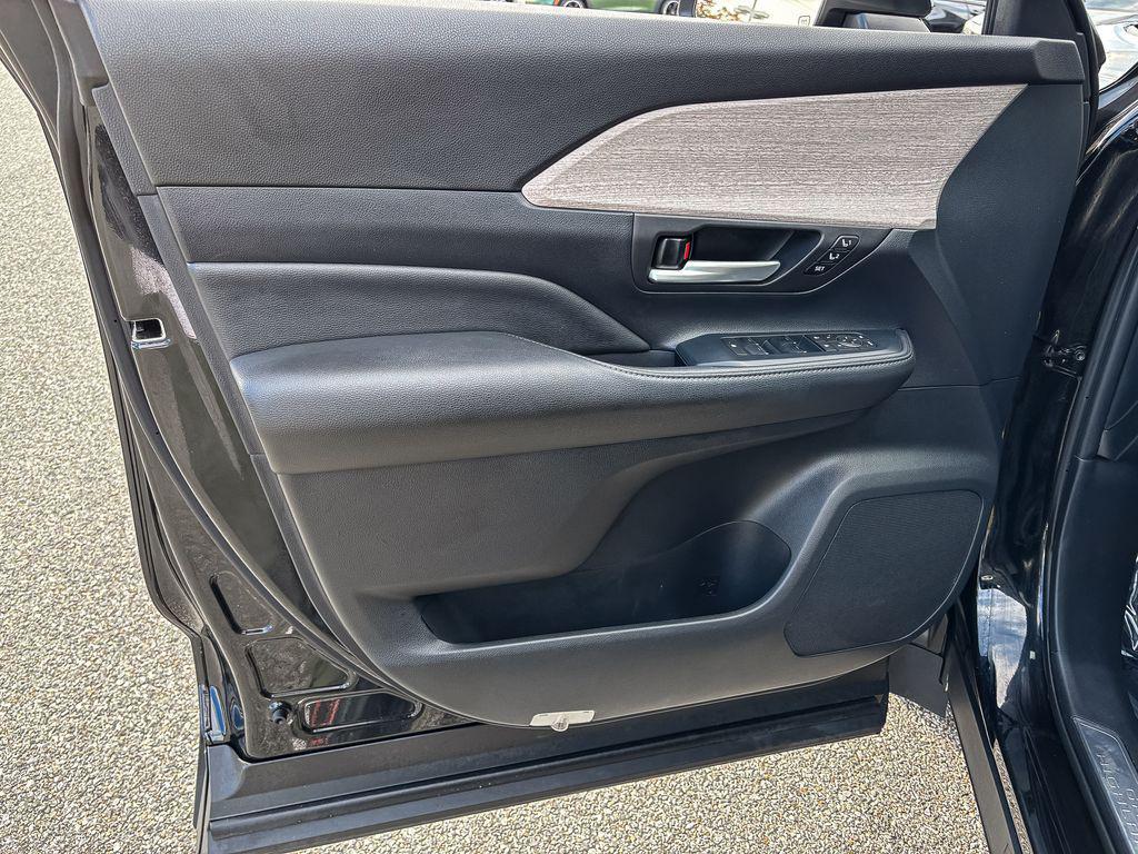 used 2024 Toyota Grand Highlander car, priced at $44,781