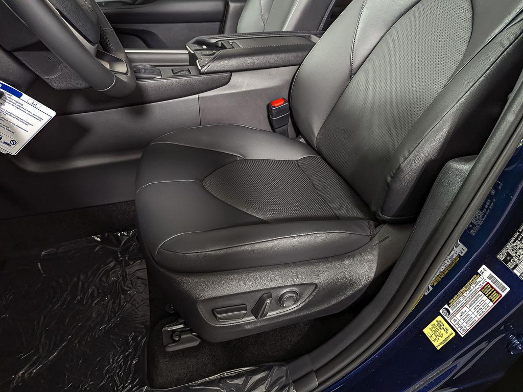 new 2025 Toyota Grand Highlander car, priced at $46,603
