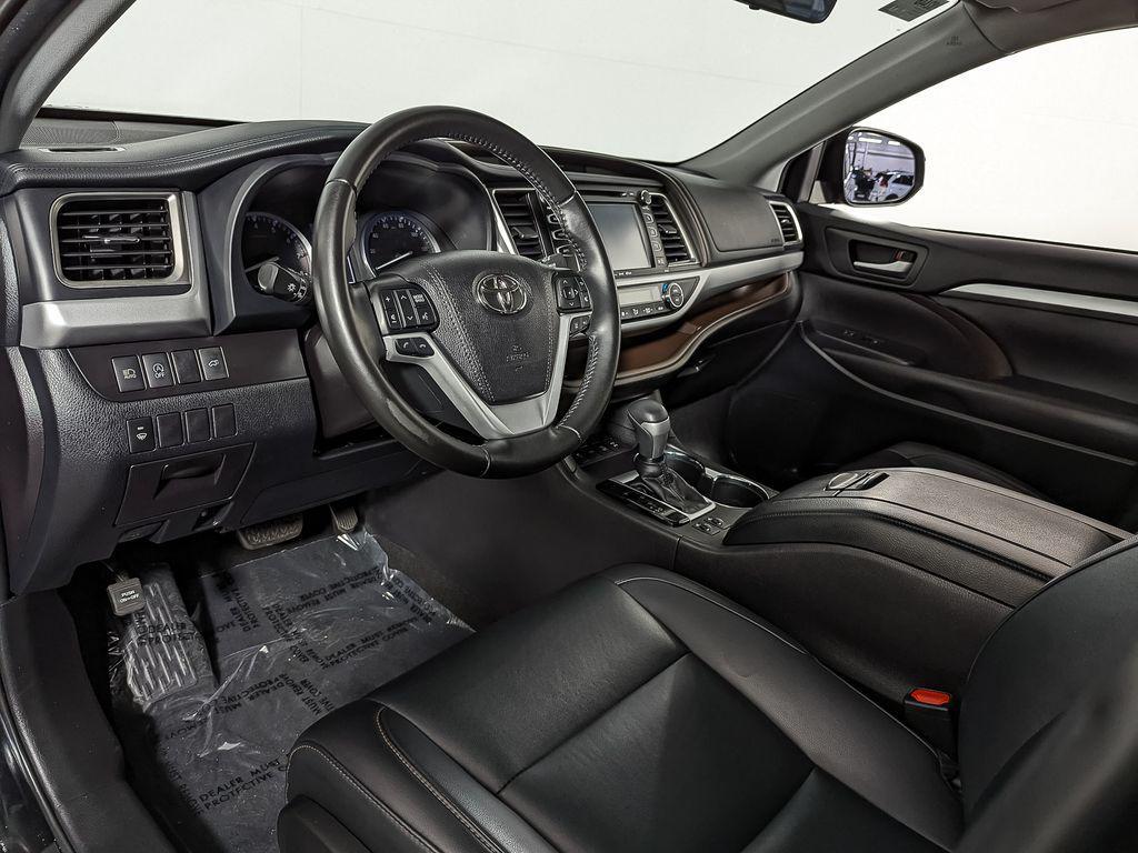 used 2019 Toyota Highlander car, priced at $27,169