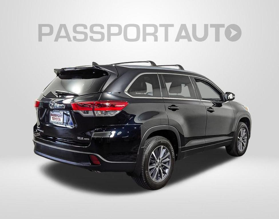 used 2019 Toyota Highlander car, priced at $27,169