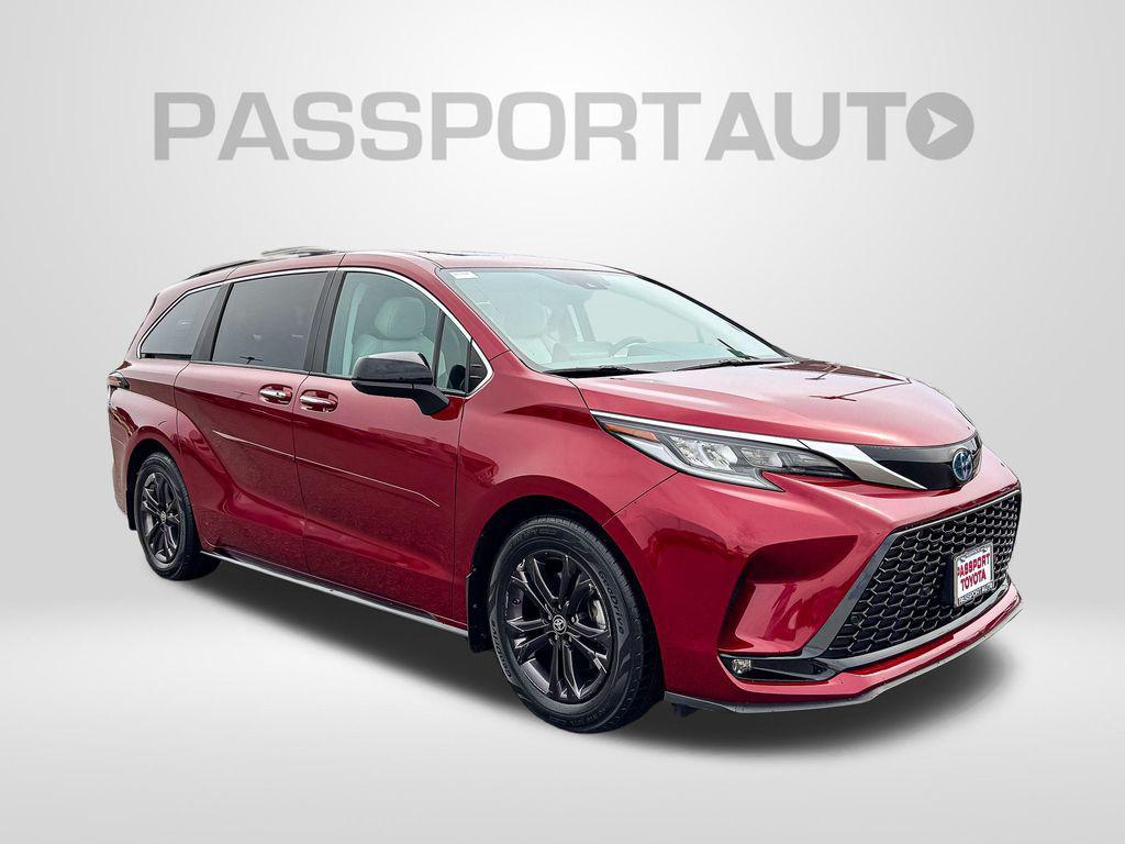 used 2024 Toyota Sienna car, priced at $44,900