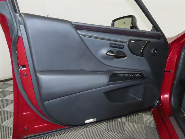 used 2021 Lexus ES 300h car, priced at $35,900
