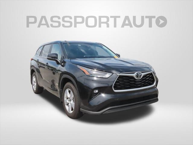 used 2023 Toyota Highlander car, priced at $35,370