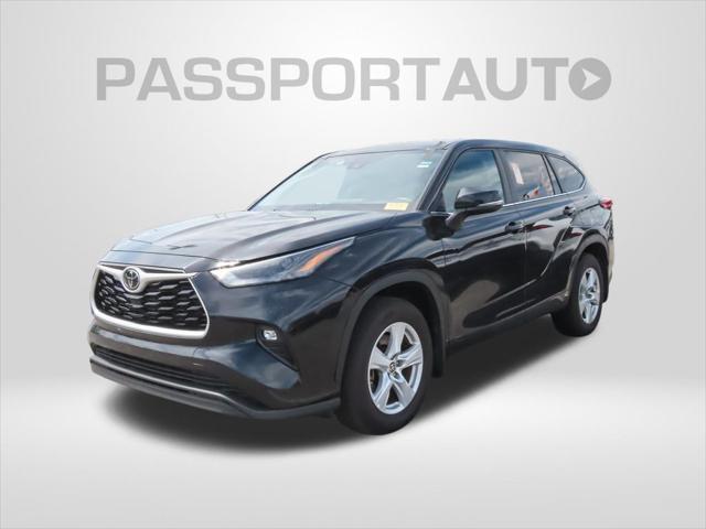 used 2023 Toyota Highlander car, priced at $35,370
