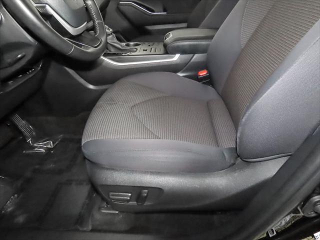 used 2023 Toyota Highlander car, priced at $34,000