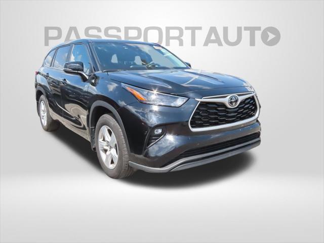 used 2023 Toyota Highlander car, priced at $34,251