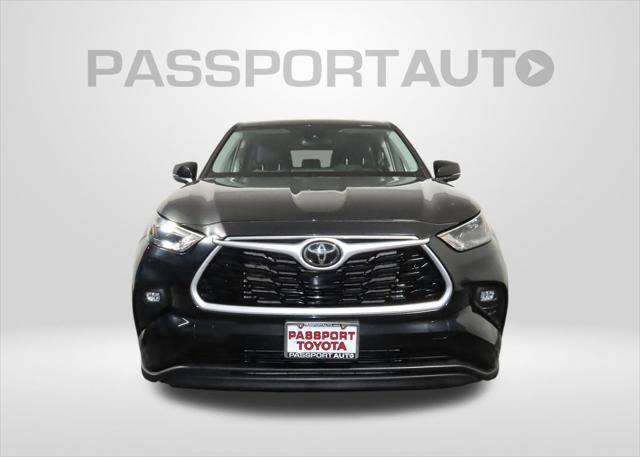 used 2023 Toyota Highlander car, priced at $34,000