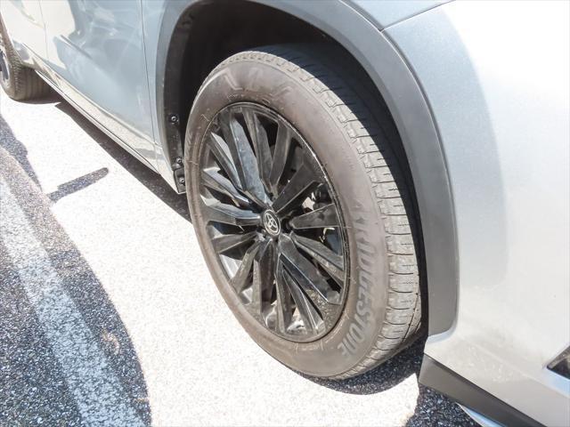 used 2024 Toyota Highlander car, priced at $42,000