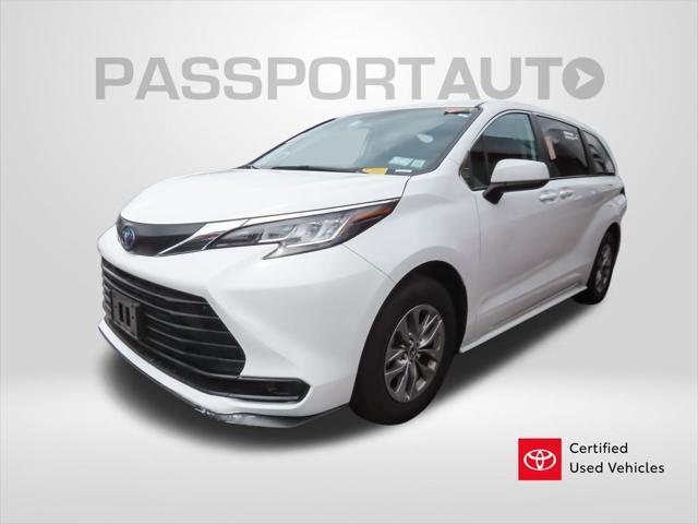 used 2023 Toyota Sienna car, priced at $39,500