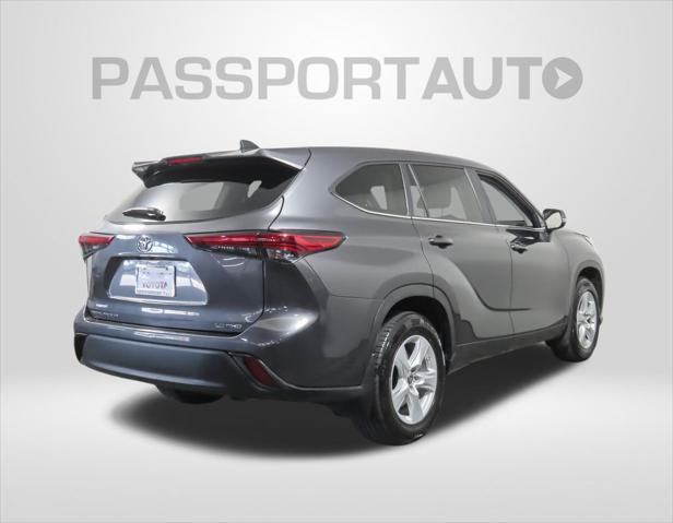 used 2023 Toyota Highlander car, priced at $33,900