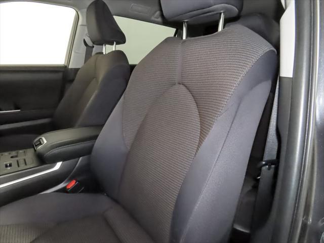 used 2023 Toyota Highlander car, priced at $33,900
