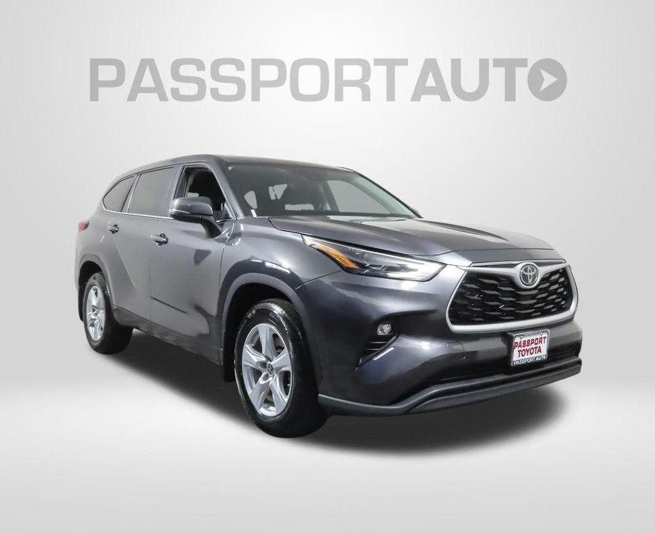 used 2023 Toyota Highlander car, priced at $32,990