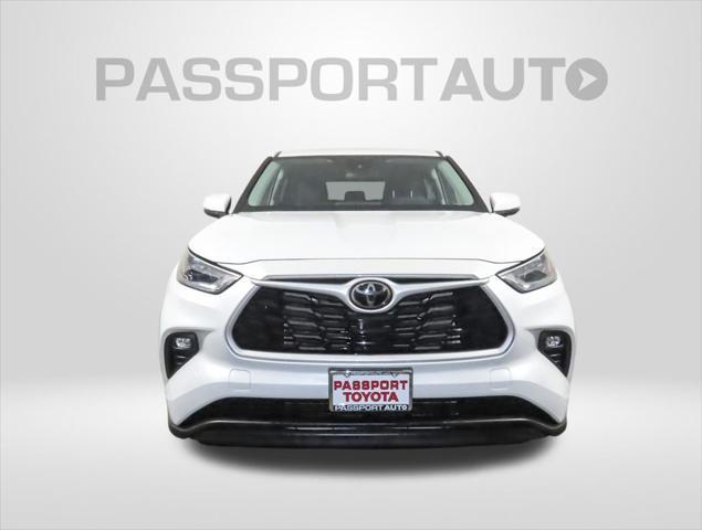used 2023 Toyota Highlander car, priced at $36,136