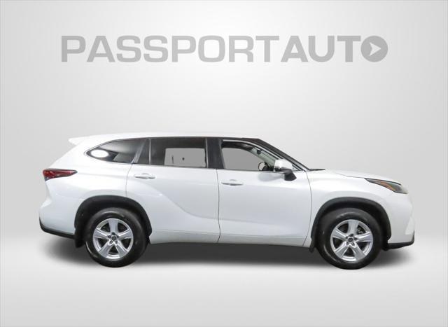 used 2023 Toyota Highlander car, priced at $36,136