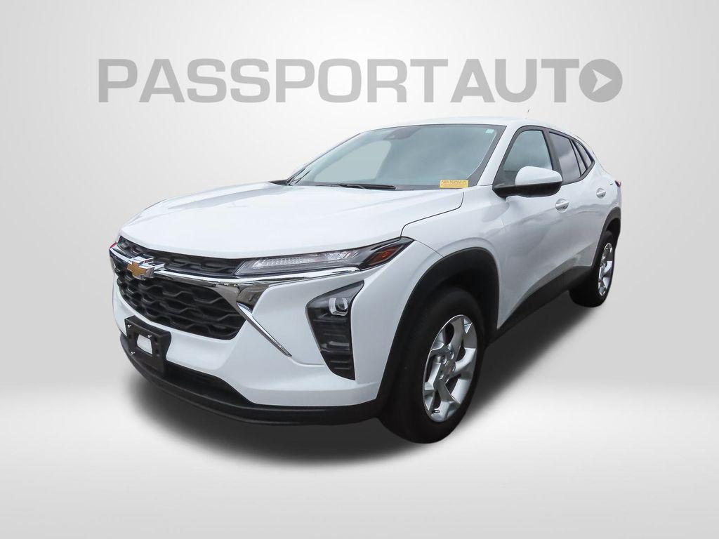 used 2024 Chevrolet Trax car, priced at $20,751