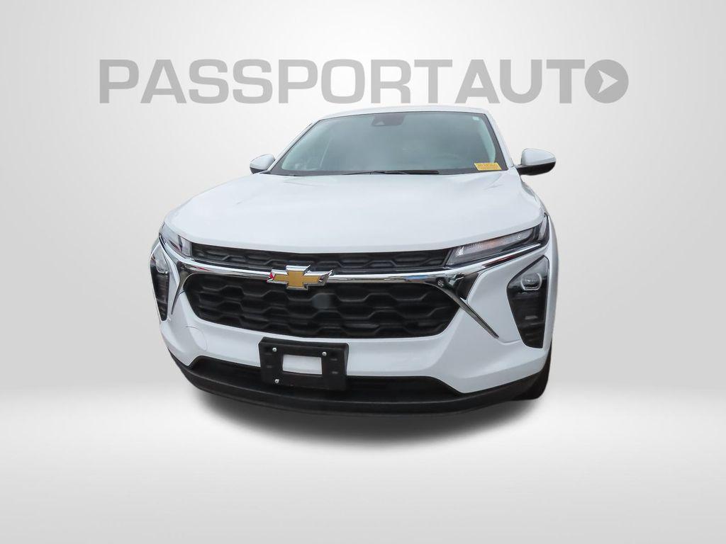 used 2024 Chevrolet Trax car, priced at $20,751