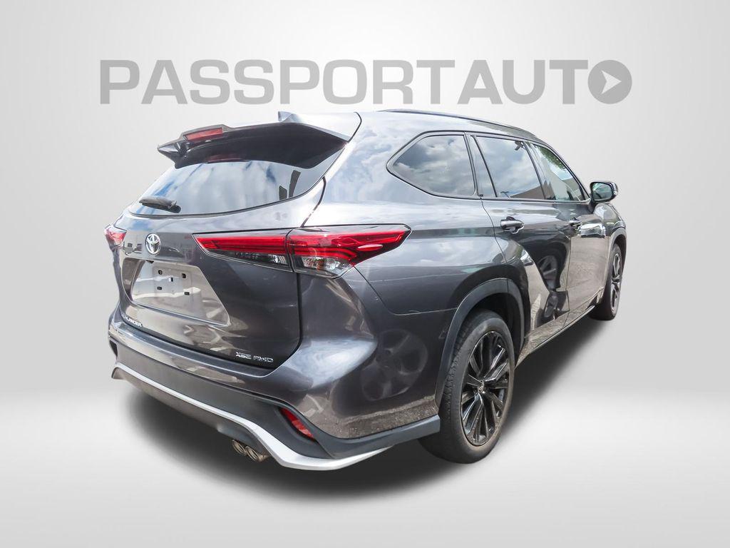 used 2023 Toyota Highlander car, priced at $39,894