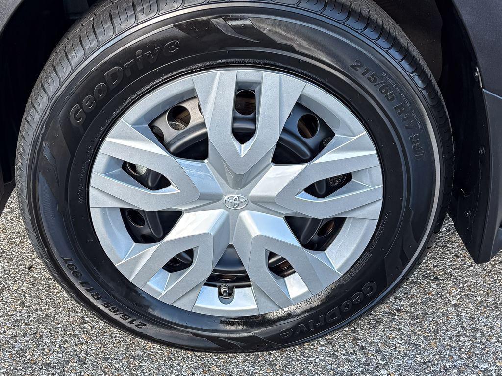 used 2022 Toyota Corolla Cross car, priced at $22,890