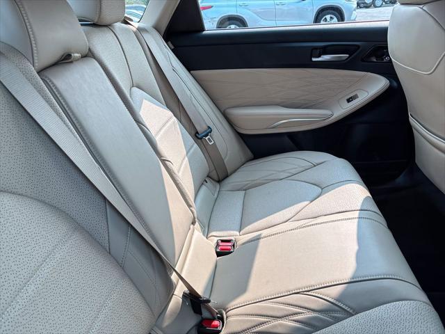 used 2019 Toyota Avalon Hybrid car, priced at $30,799