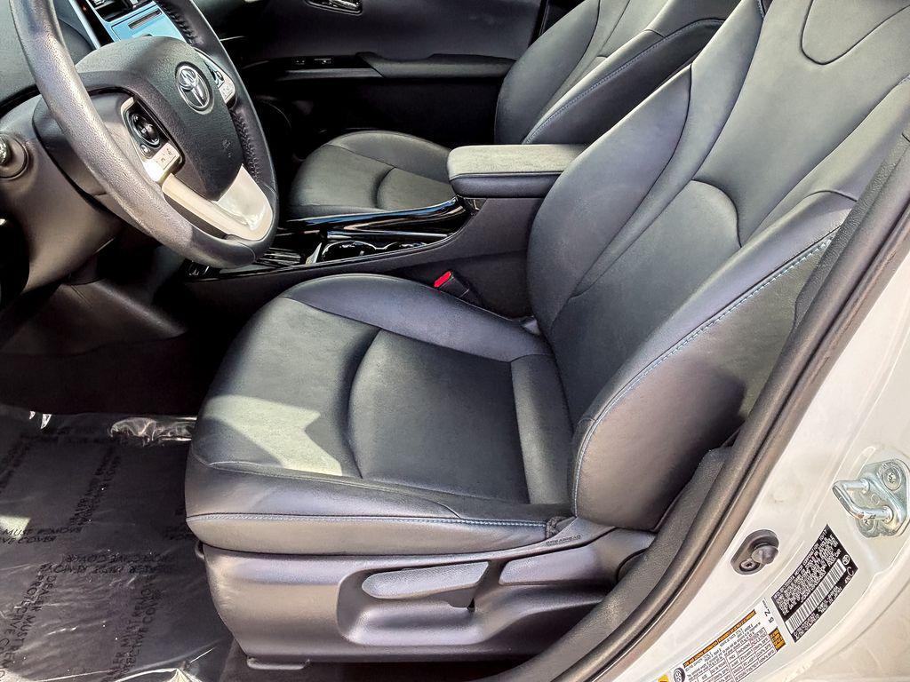 used 2017 Toyota Prius car, priced at $18,400