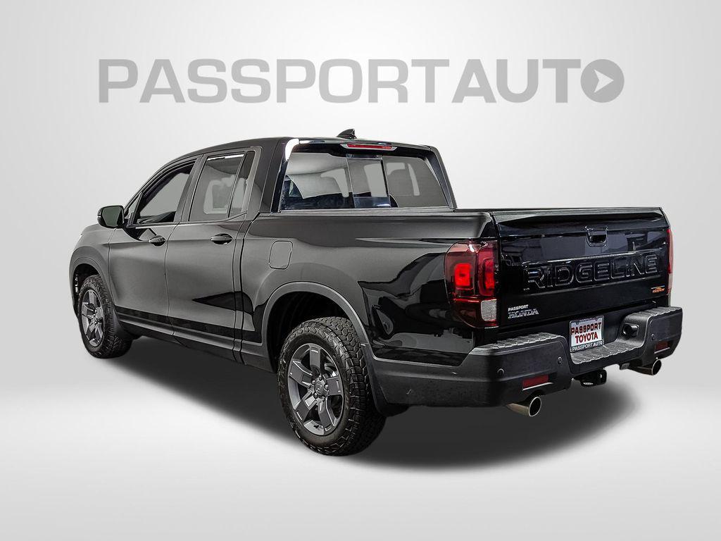 used 2024 Honda Ridgeline car, priced at $34,600